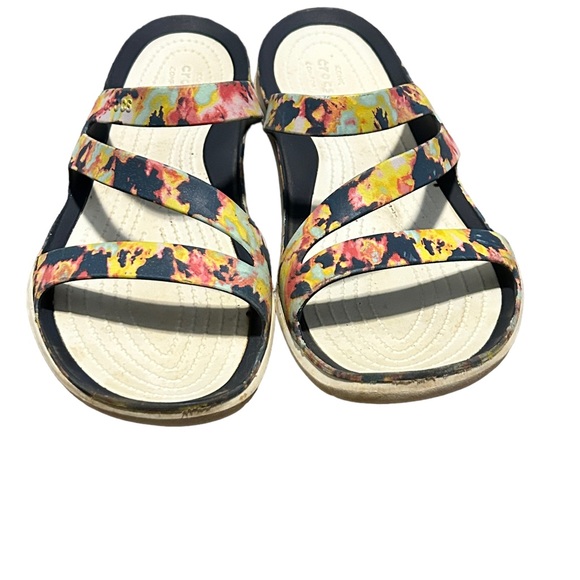 CROCS Women's Floral Colorful Navy Blue 3 Strap Rubber Outdoor Sandal-Size 10 - Picture 2 of 7